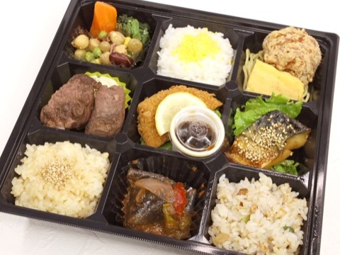 彩り贅沢弁当