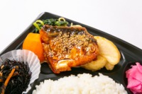 さばの蒲焼き風爆安弁当
