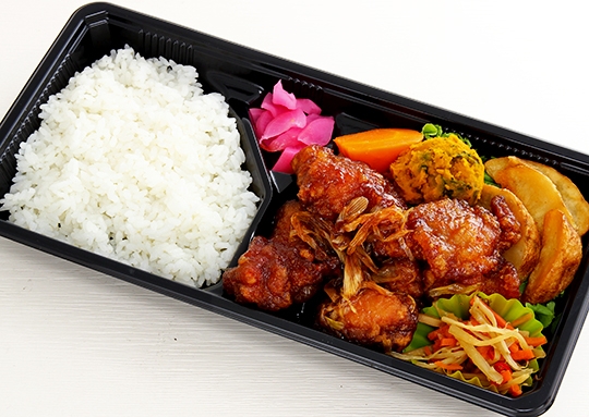 鶏のから揚げと長ネギの甘ポン酢和え弁当