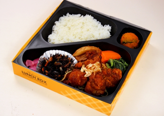 鶏のから揚げと長ネギの甘ポン酢和えボリューム弁当