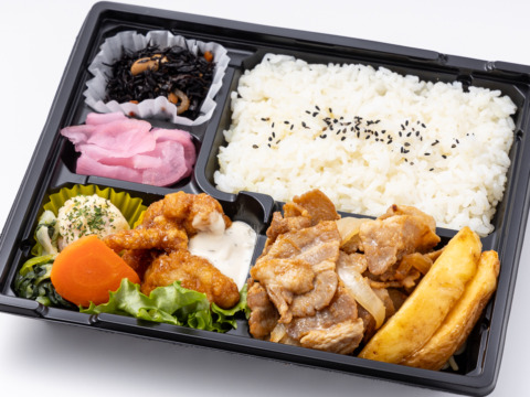 豚肉のしょうが焼き＆チキン南蛮タルタルソース ダブルメイン弁当